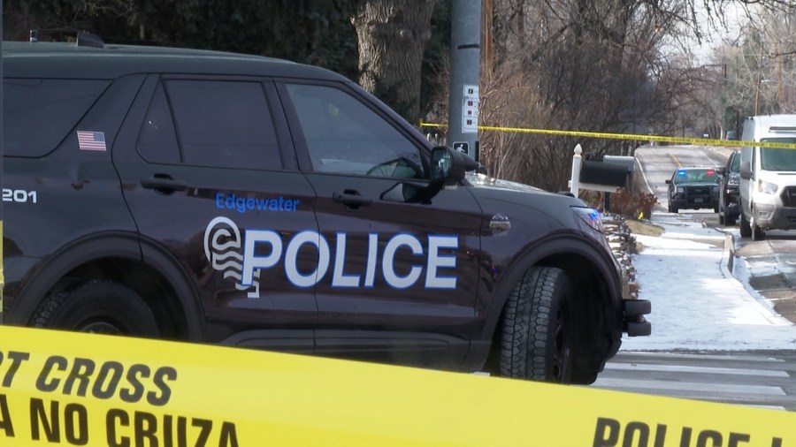 3 injured, including suspect after shooting involving officer in Wheat ...