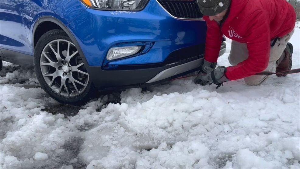 Snow and ice leave central Arkansas motorists stranded; community steps ...