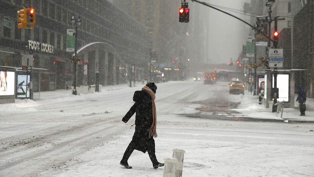 Live | Winter storm hits NYC area: Track snow updates