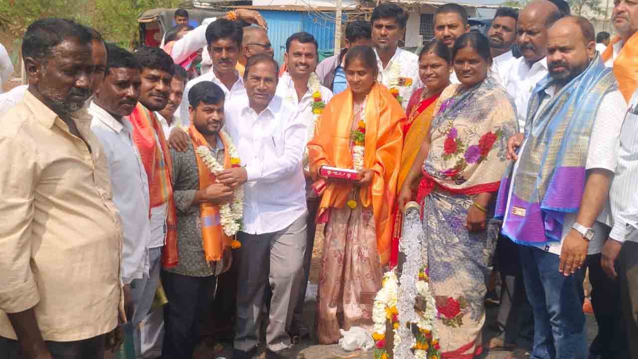 MLA Manik rao | ఎమ్మెల్యే మాణిక్‌రావు చొరవతో తాగునీటి గోస తీరే.. బుడుగ ...
