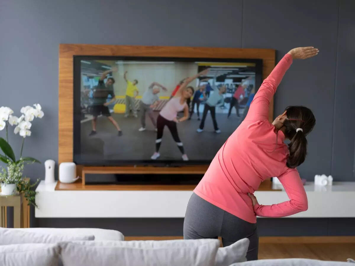 7 simple home exercises you can do every single day without equipment