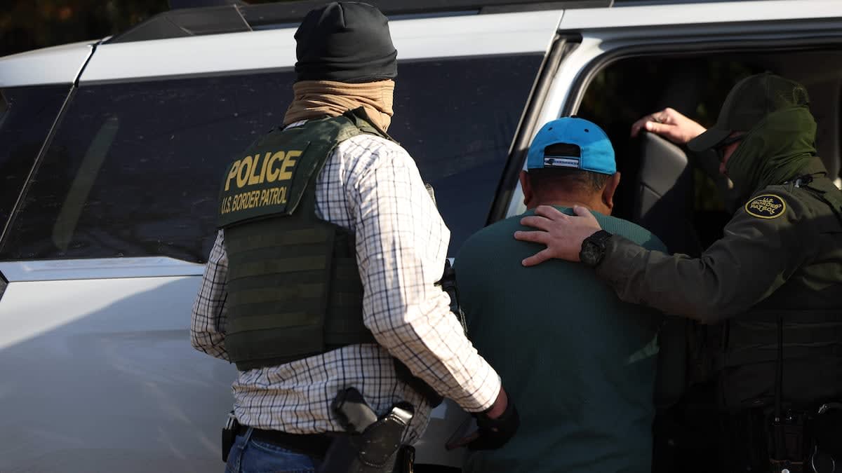 Concerns grow over ICE memo saying officers can enter homes without judge’s warrant<br><br>