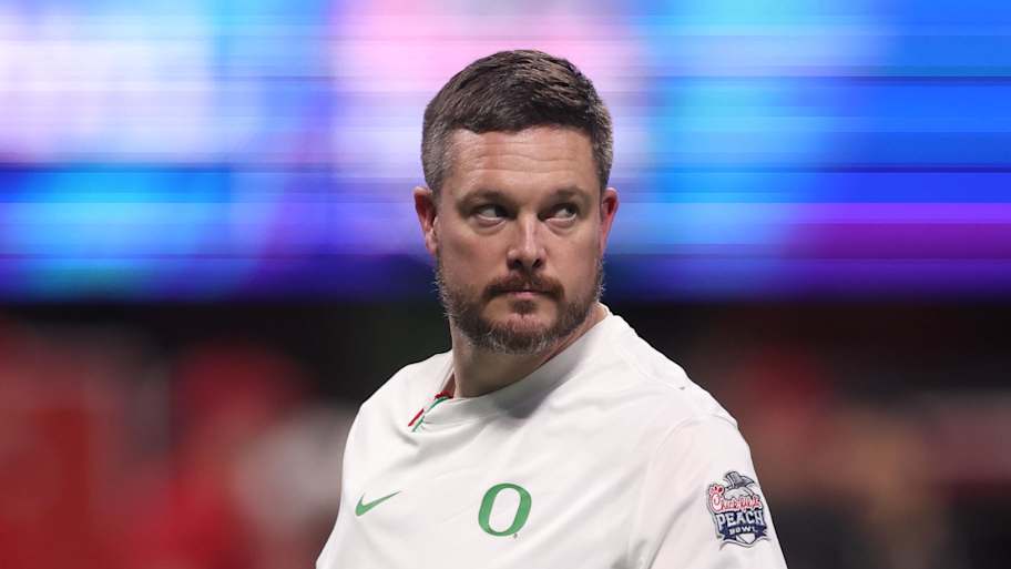 Oregon Ducks football's biggest expense revealed