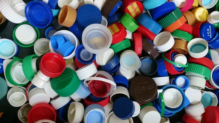 10 'recyclable' items people put in the bin that shouldn't be there