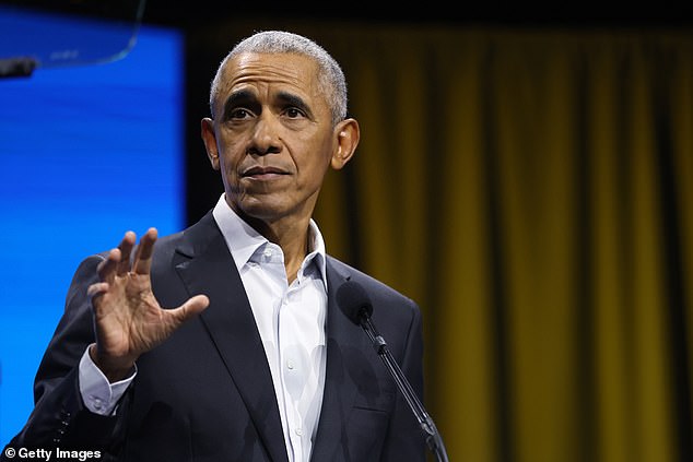Barack Obama makes rare political statement condemning Trump ...