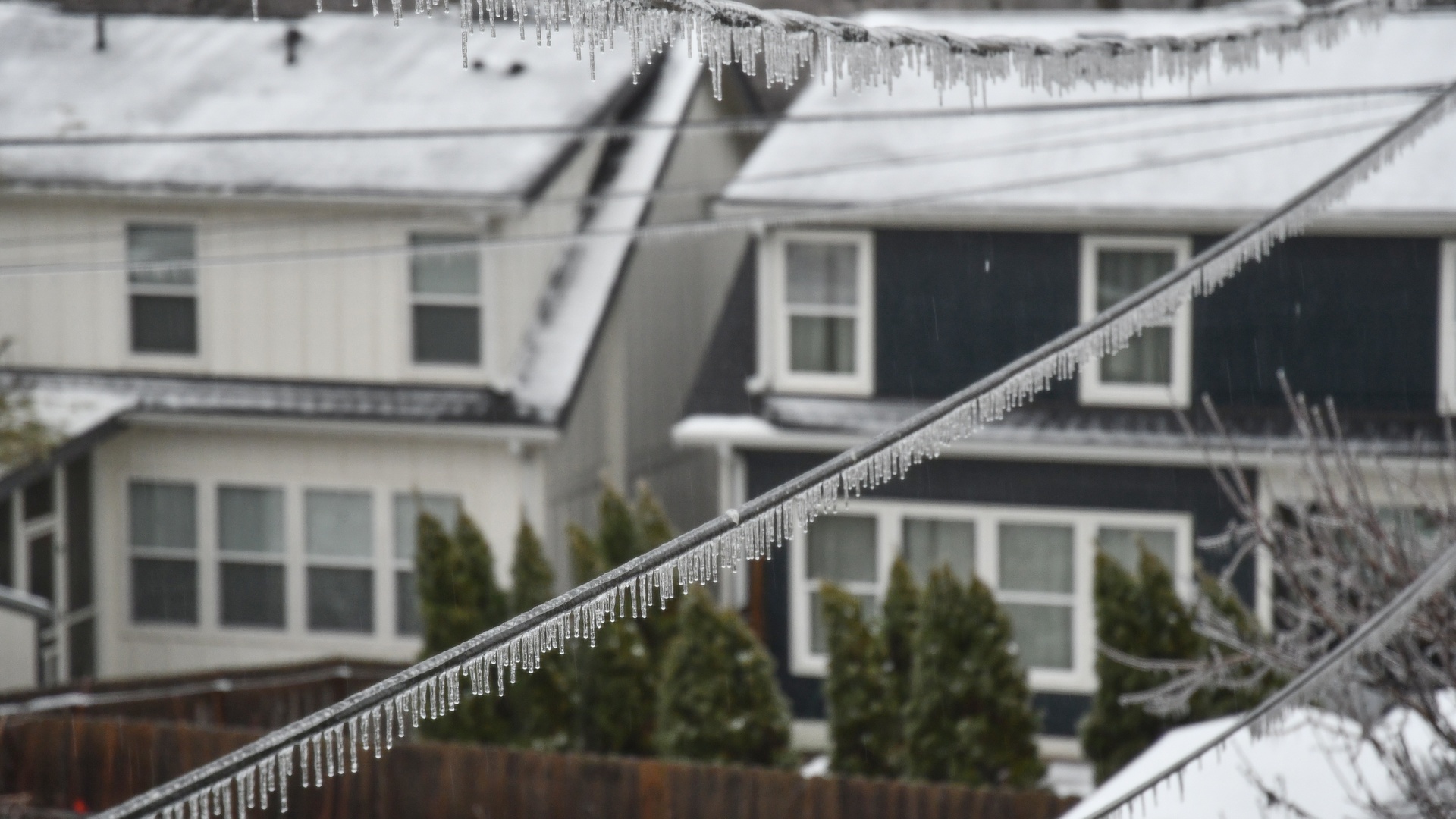 More than 1 million without power as winter storm batters the US<br><br>