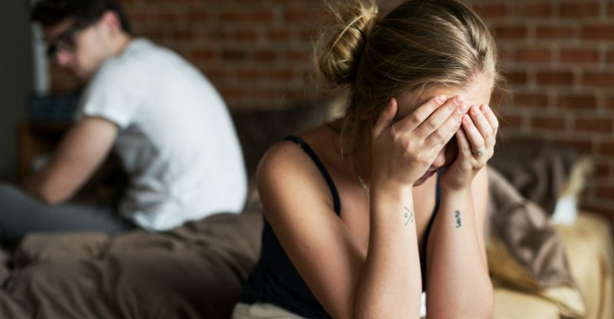 11 subtle behaviors that may be associated with harmful intentions