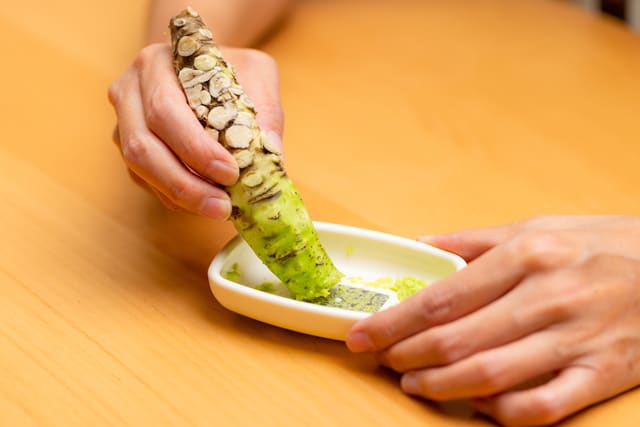 「ワサビ抜き」って英語でどう言う?
