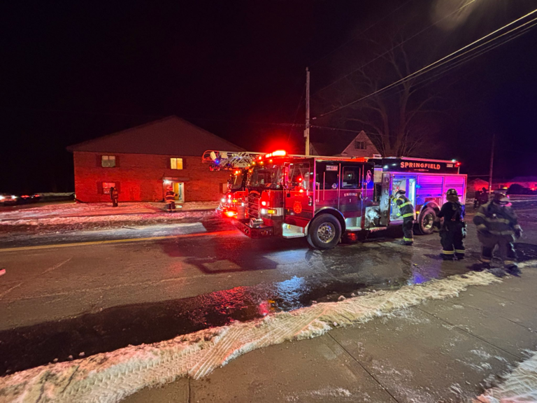 Springfield crews battle St. James Avenue apartment fire