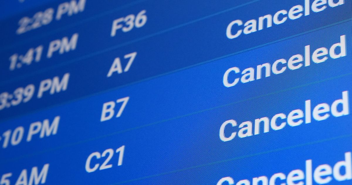 More than 15,000 flights canceled as massive winter storm sweeps across US