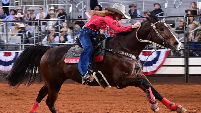 Emily Beisel dominates bracket 1 at Fort Worth Stock Show & Rodeo