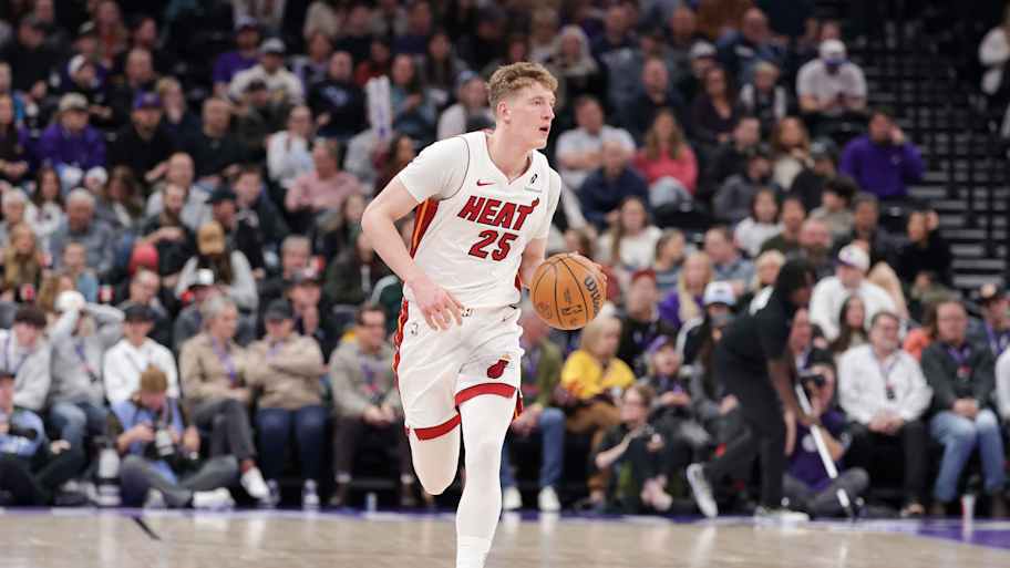 Miami Heat rookie exits game with injury