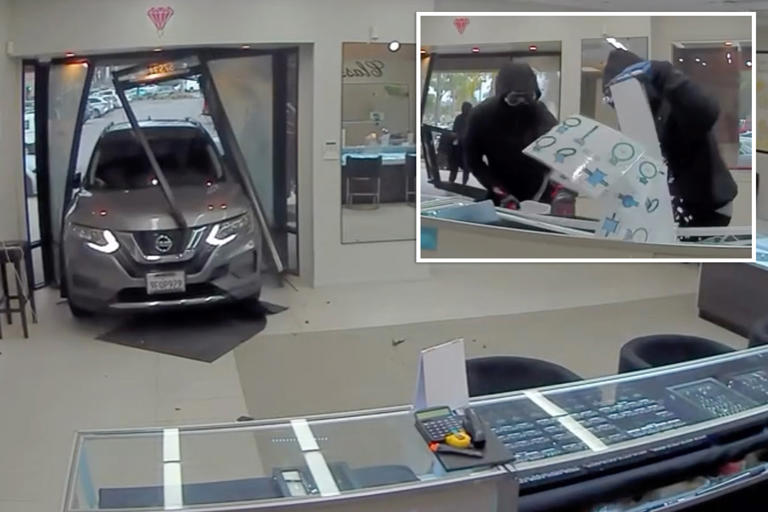 Shocking video shows thieves crashing SUV through jewelry store in wild ...