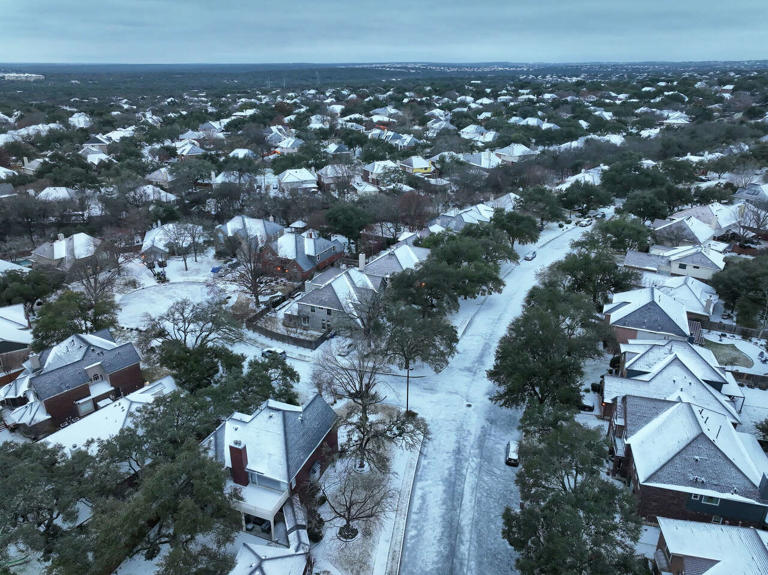 Austin-area schools cancel class Monday as icy weather persists