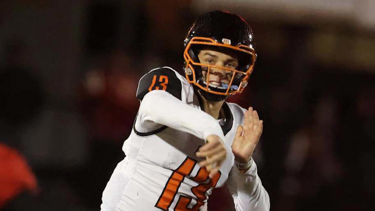 Belichick visits quarterback to personally offer UNC target