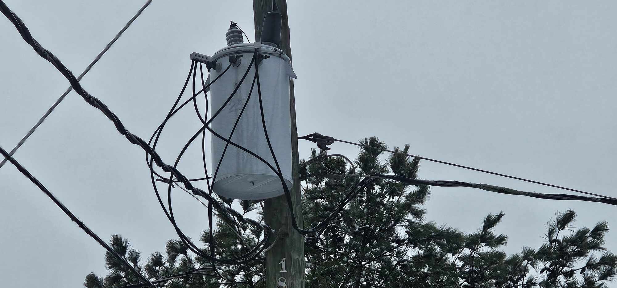 Power outages impact thousands of customers across the state