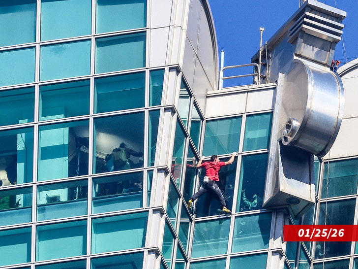 Alex Honnold says Taipei 101 climb paycheck was 'embarrassing'