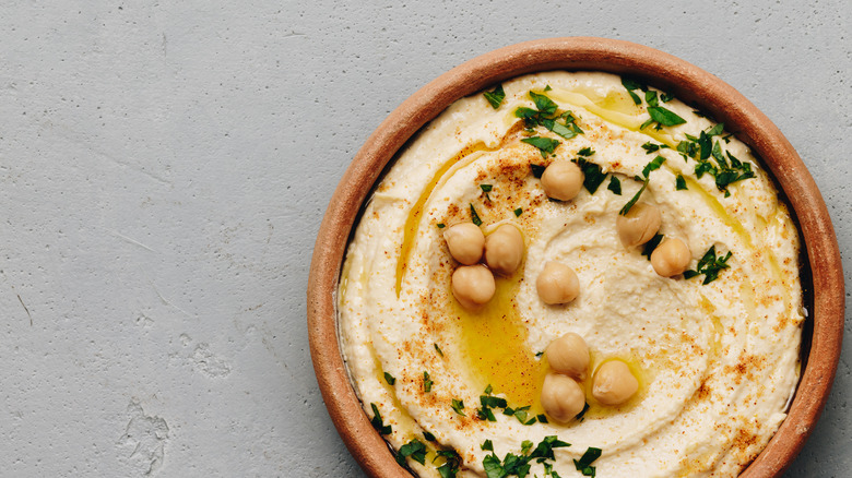 Healthy snacks that can help you lose weight