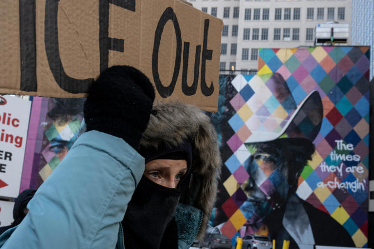 Activistas preparan a miles de manifestantes: «Vienen por vosotros»