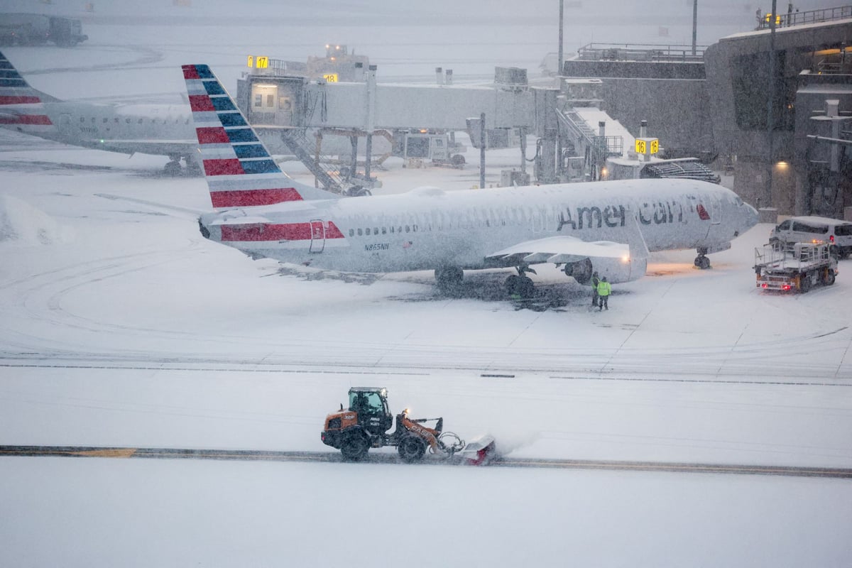All the Heathrow flights cancelled as huge winter storm hits US