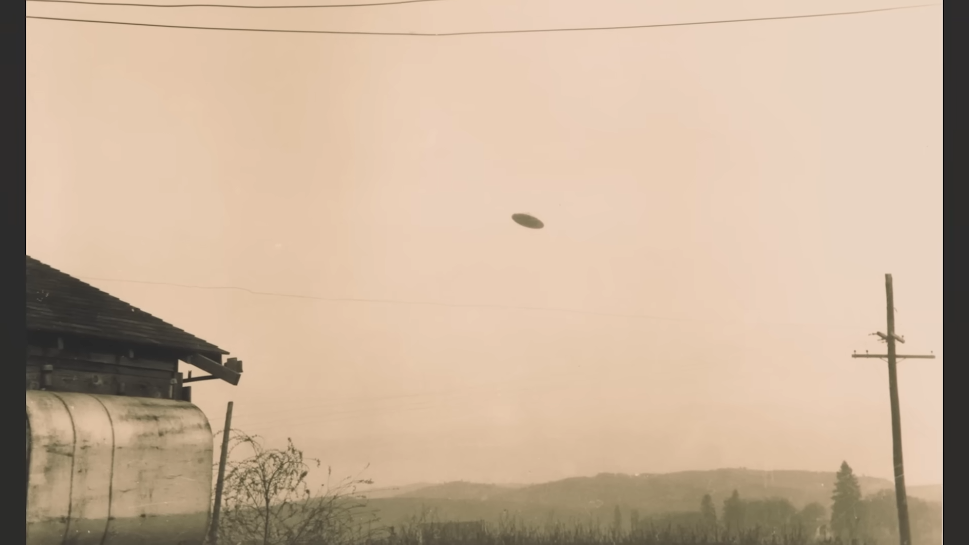 He saw lights near the air base - then the voices started<br>