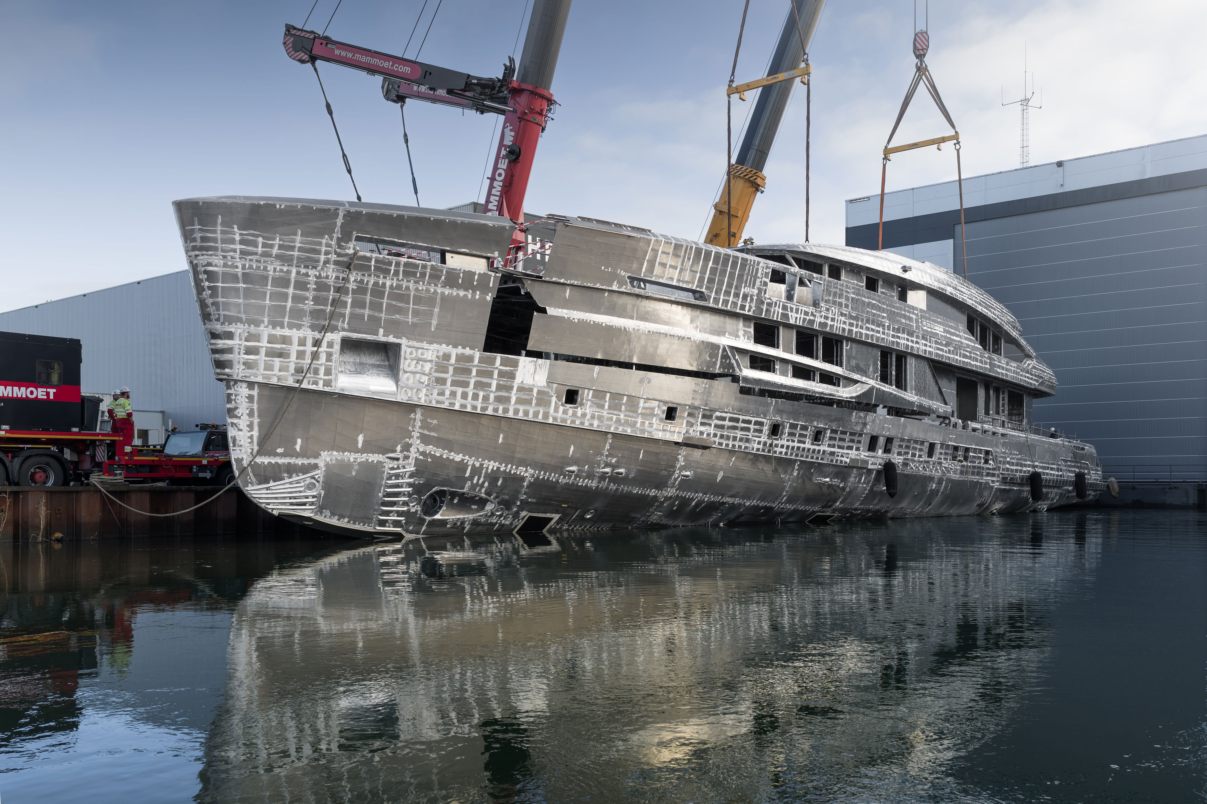 Dit nieuwe 57 meter lange superjacht van Heesen is de grootste gok ooit ...
