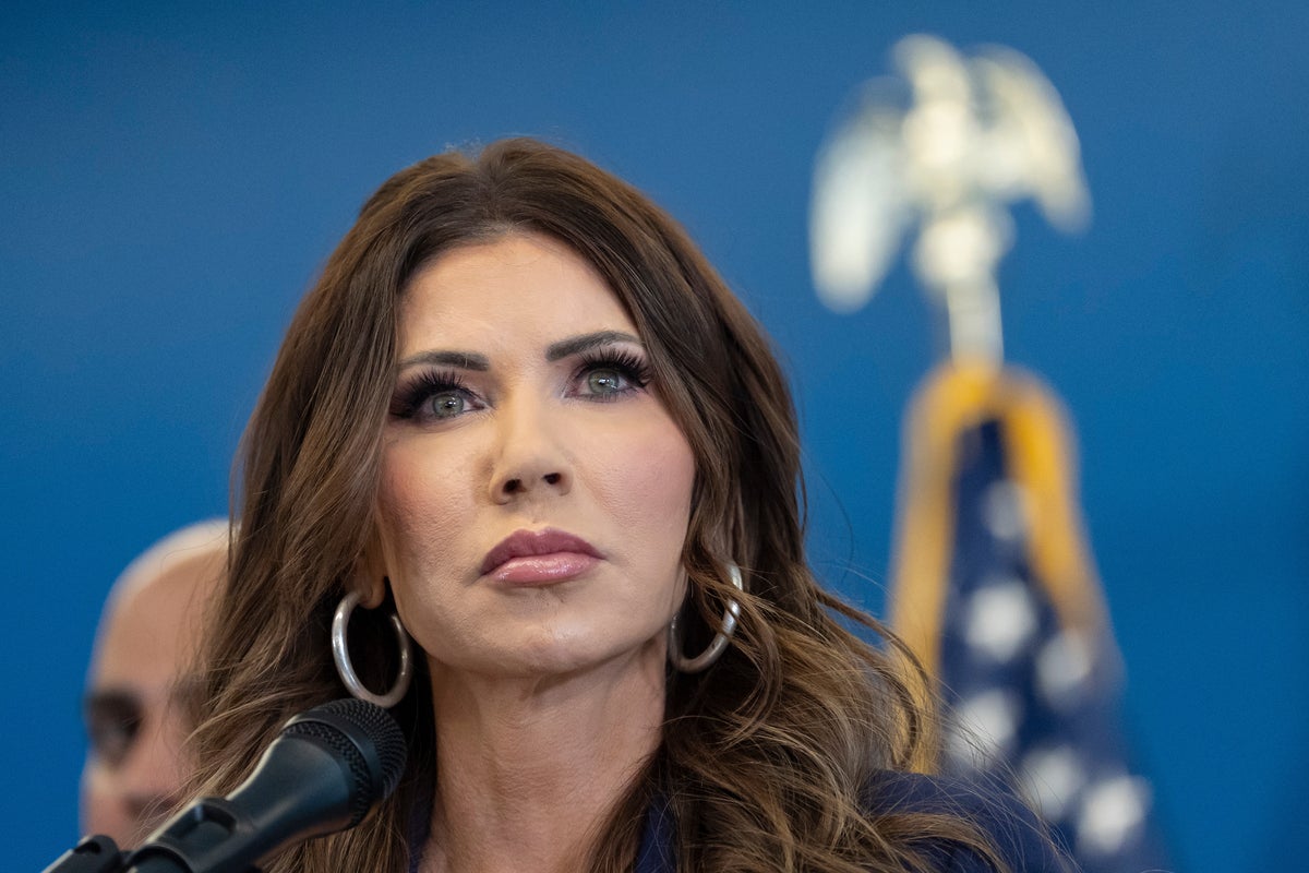 New York governor calls on Kristi Noem to resign as DHS secretary