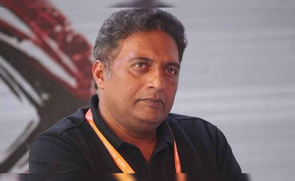 Prakash Raj slams 'money-oriented' Hindi films: 
