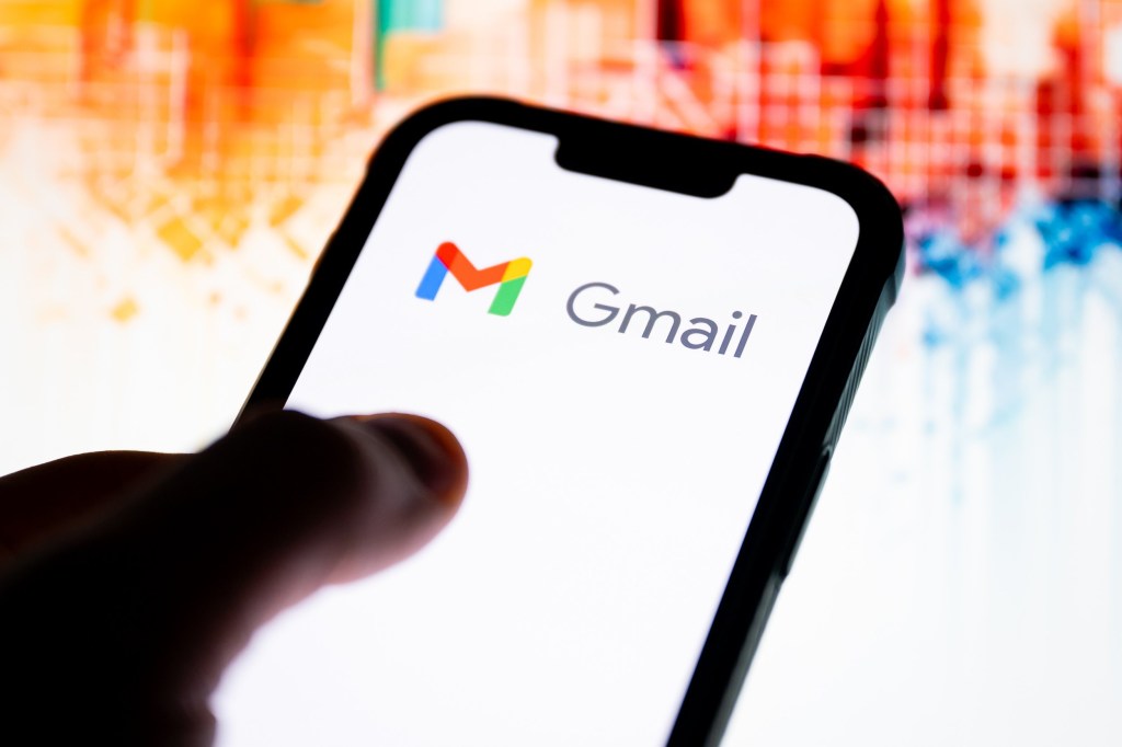 Gmail warning after criminal database exposes over 48,000,000 passwords