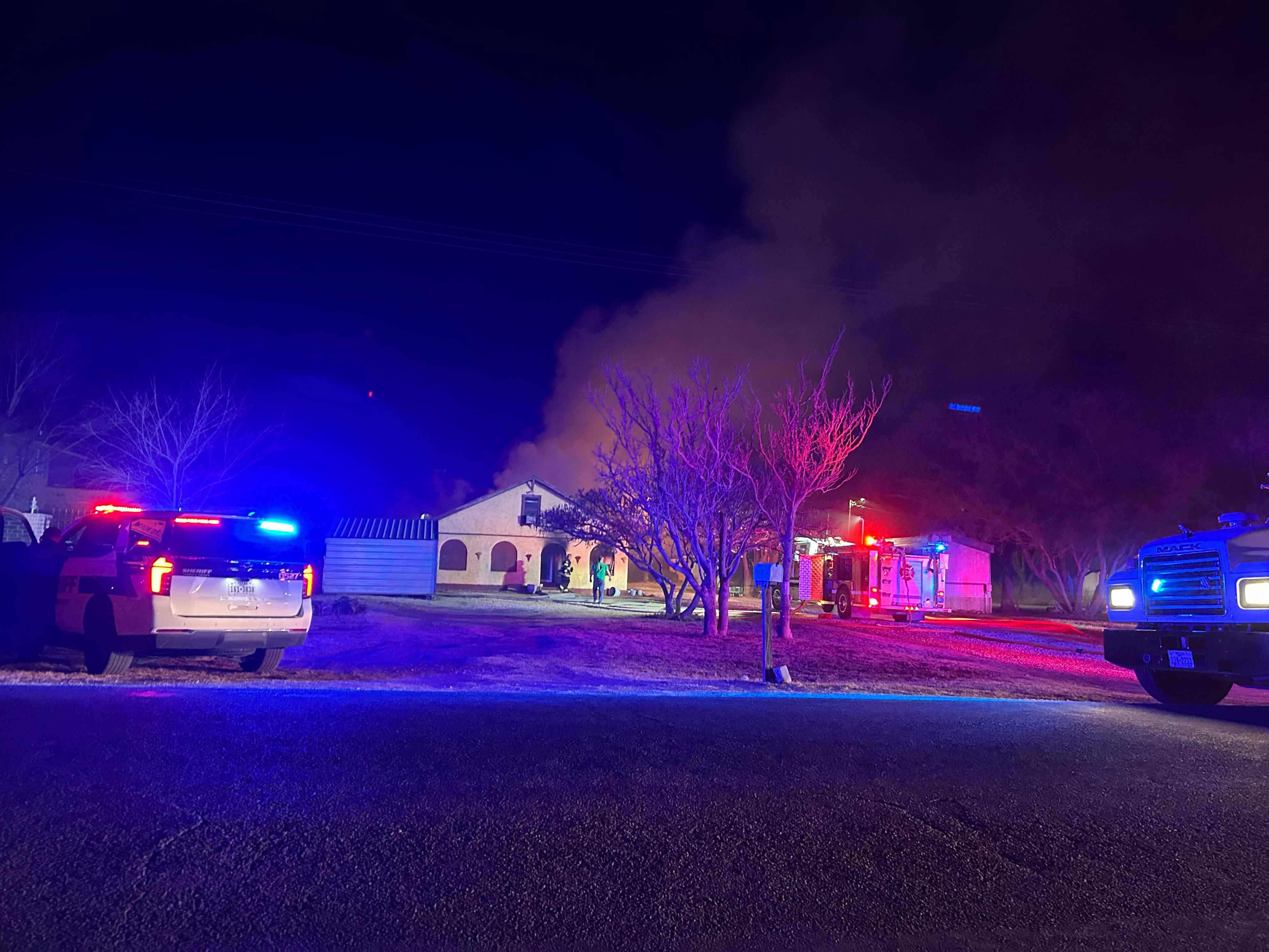 No injuries reported in structure fire in south Lubbock