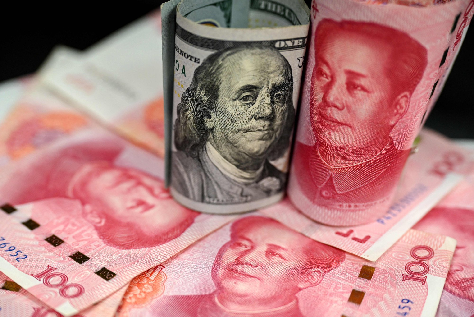 Chinese short-video giant Kuaishou taps global debt market with US dollar,  yuan bonds