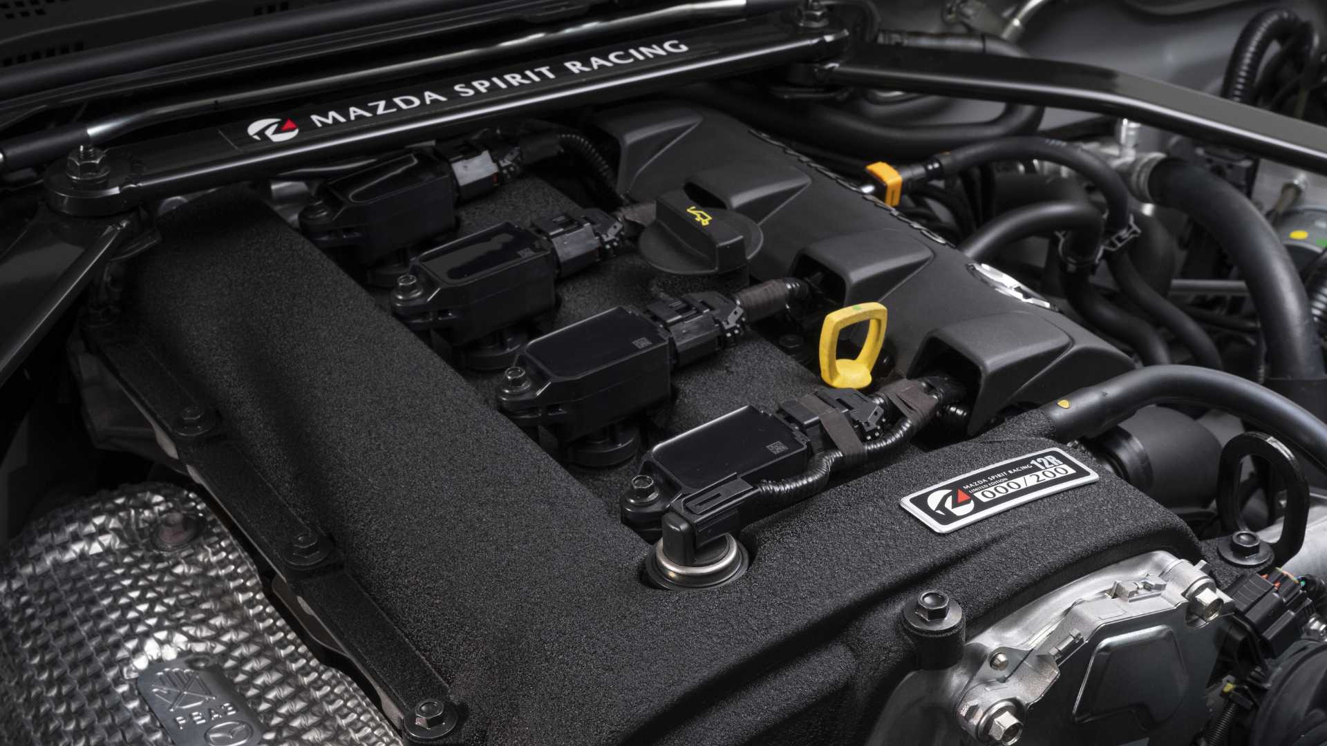 Mazda spirit Racing Roadster 12R engine bay (2)