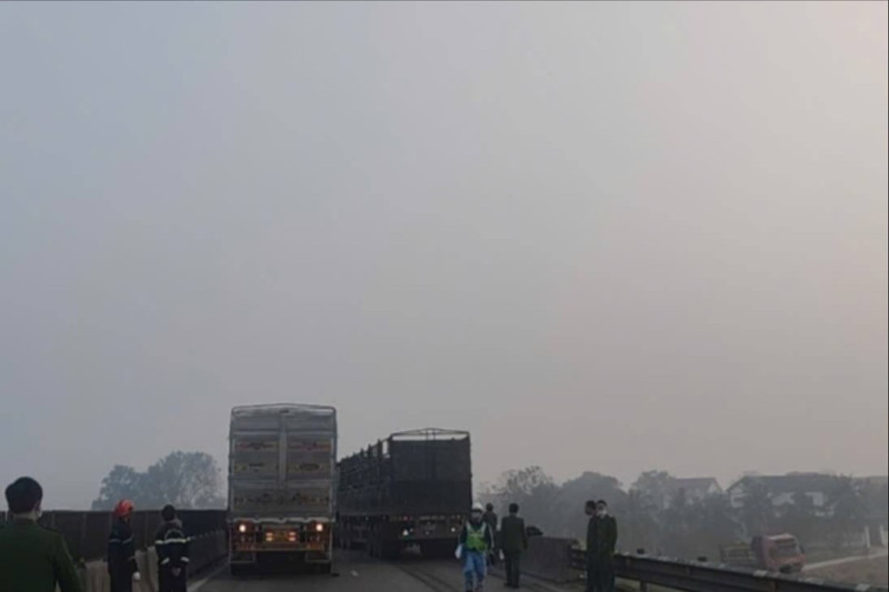 Tai nạn liên hoàn trên cao tốc Pháp Vân - Nghi Sơn, 4 người tử vong