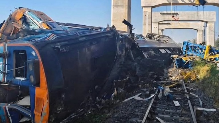 12 killed, 30 injured after construction crane collapse derails train in Thailand<br><br>