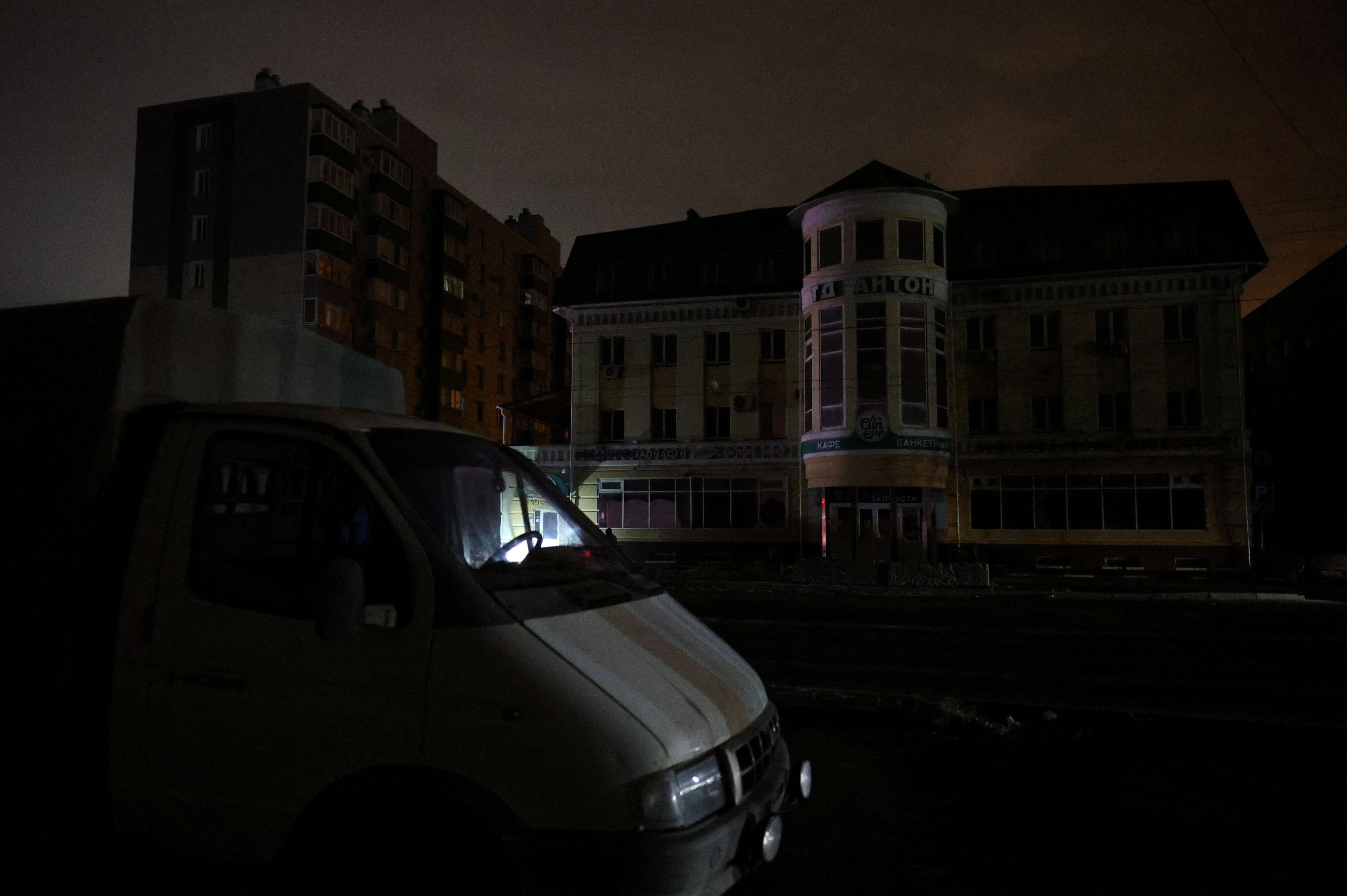 A Russian city gets a taste of the cold devastation to Ukraine’s power grid<br><br>