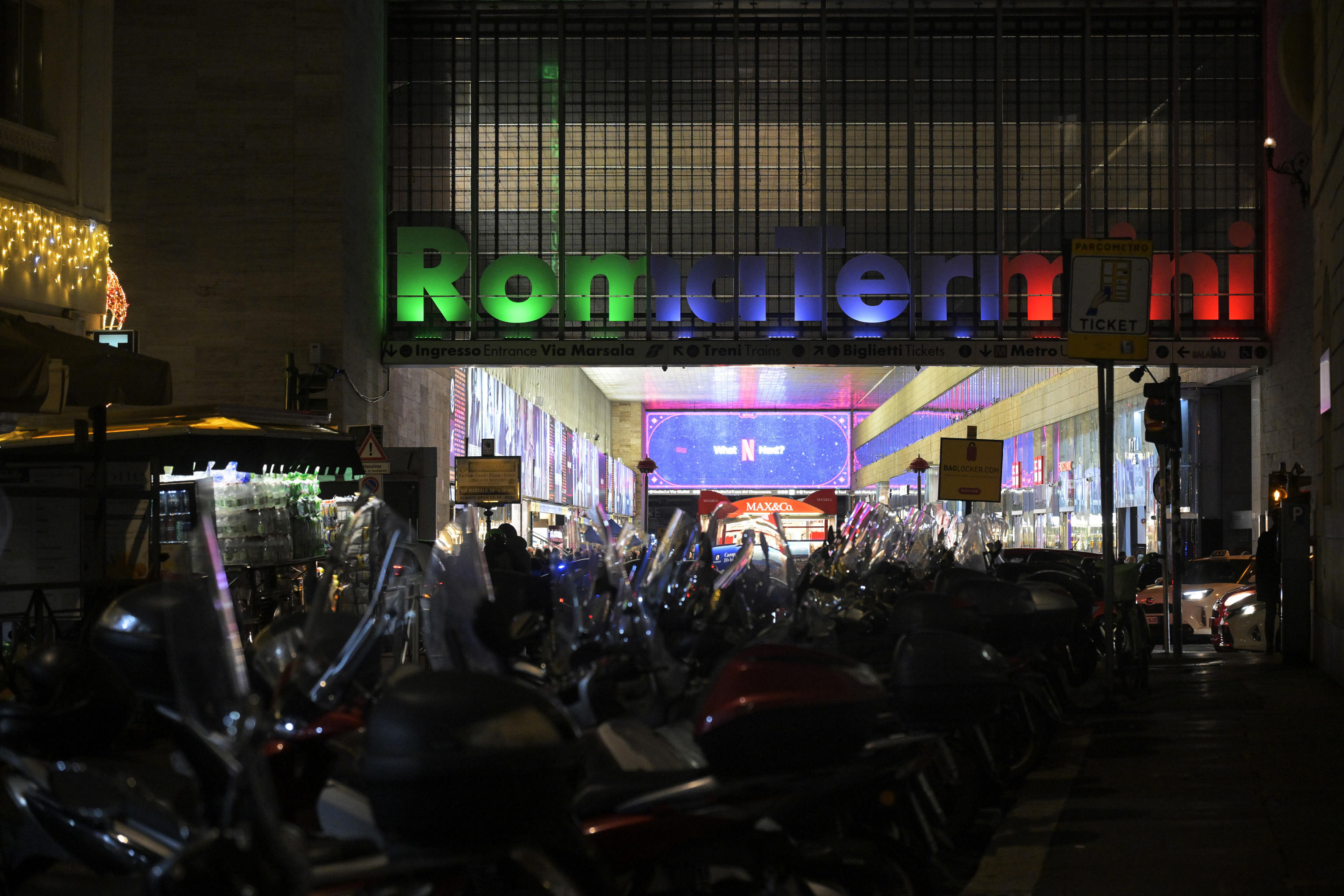 Rider aggredito a Roma, tornano liberi i due giovani fermati