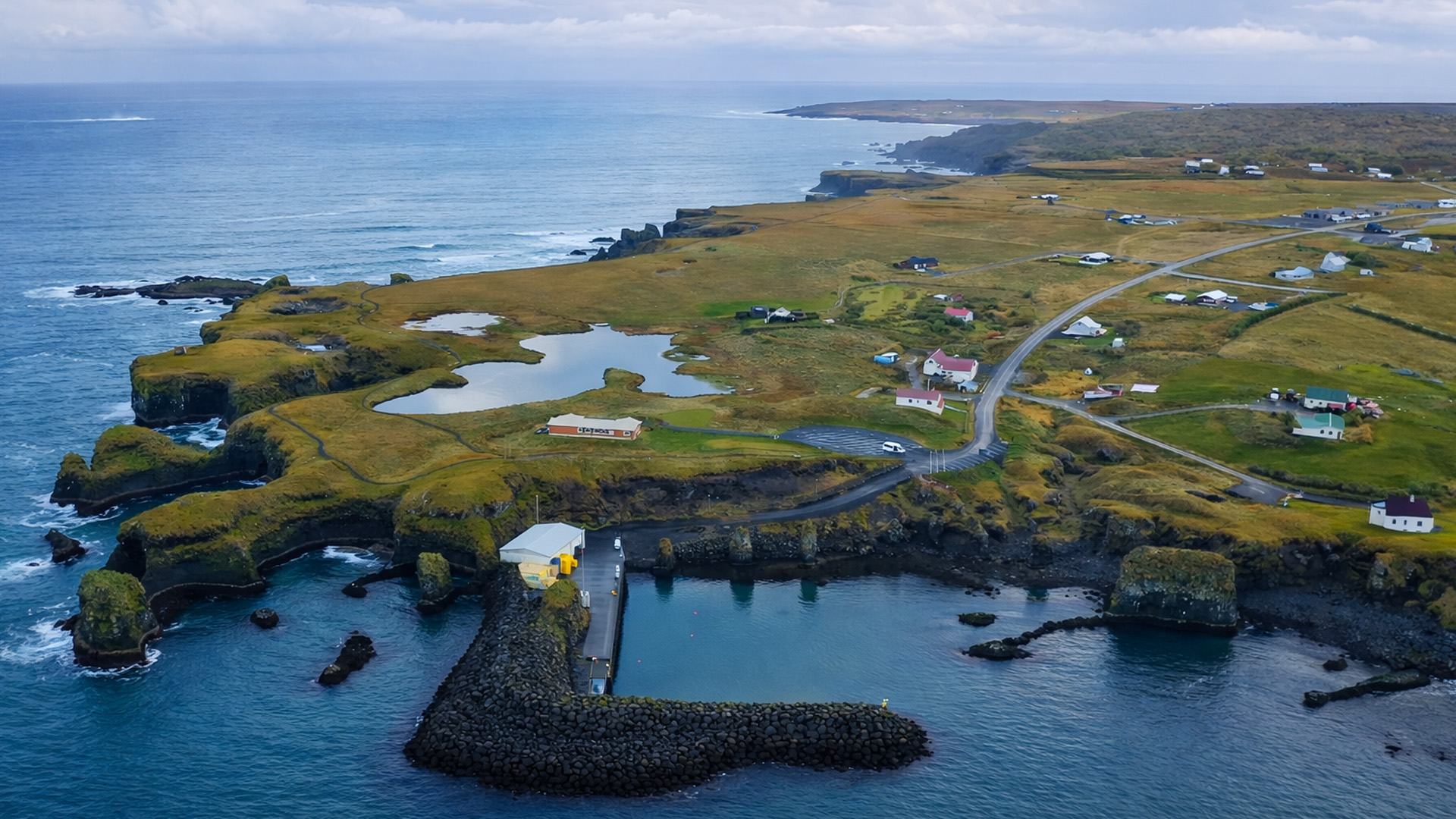 Leben an Islands rauer Küste
