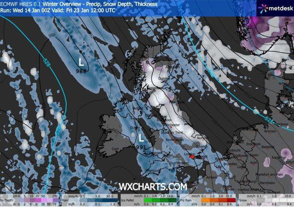 UK weather maps show huge 564-mile wall of snow from Glasgow to Norfolk
