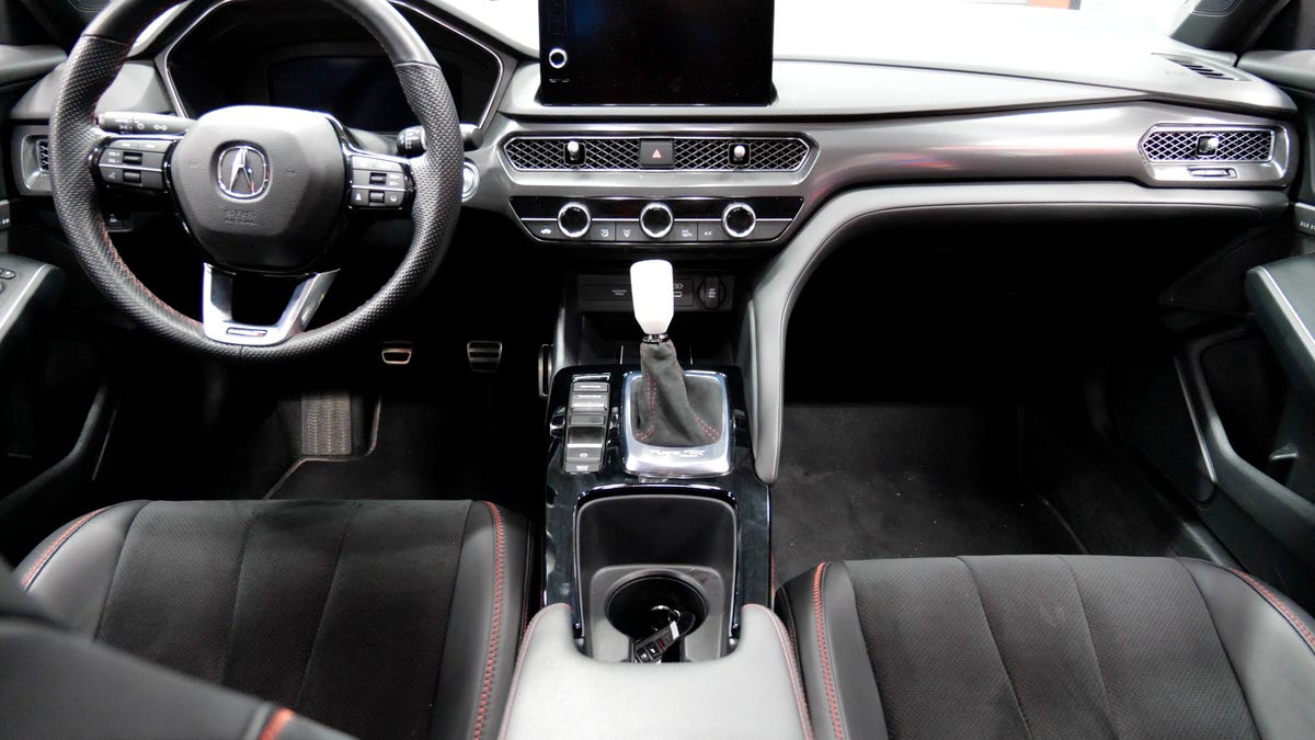 2024-acura-integra-integra-s-shifter-install-4.jpg