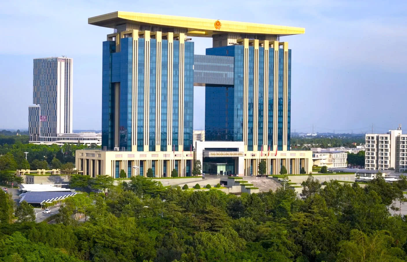 Trung tâm hành chính Bình Dương chuyển thành tòa nhà khoa học công nghệ