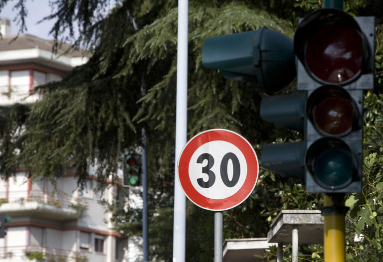 Rome to impose 30 km/h limit in centre from Thursday