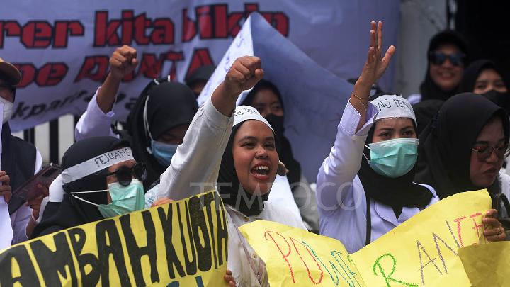 Pemerintah: Tidak Ada PHK Massal bagi Guru Honorer