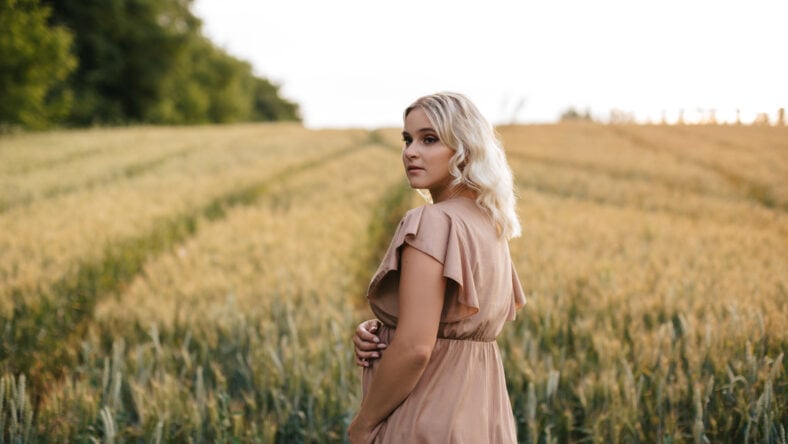 Her stepdaughter wants her to name her baby after her late mom, and her ...