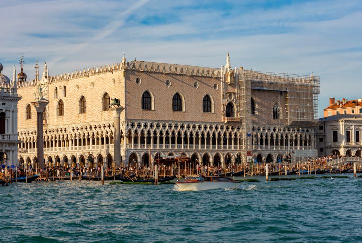 10 impressive Gothic architecture monuments around the world