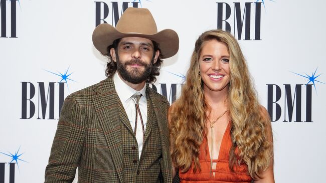 Watch Thomas Rhett's pregnant wife jokingly reveal gender of baby no. 5