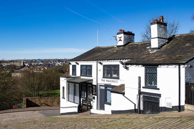 Landlord's sadness as Calderdale pub has to close again