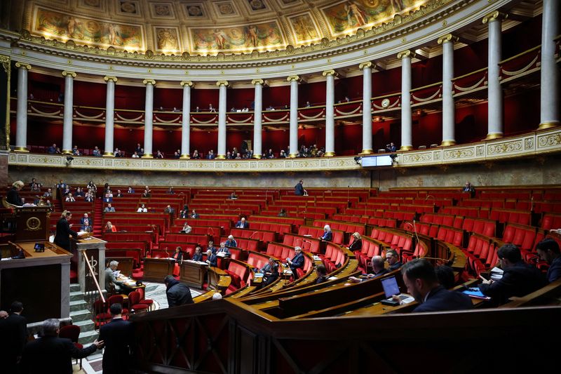 French government survives first no-confidence vote over Mercosur trade deal<br>