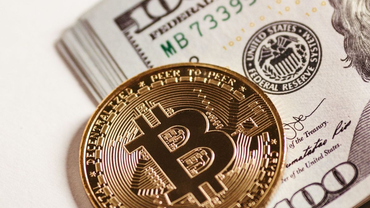 Bitcoin avança, com notícias regulatórias dos EUA impulsionando mercado