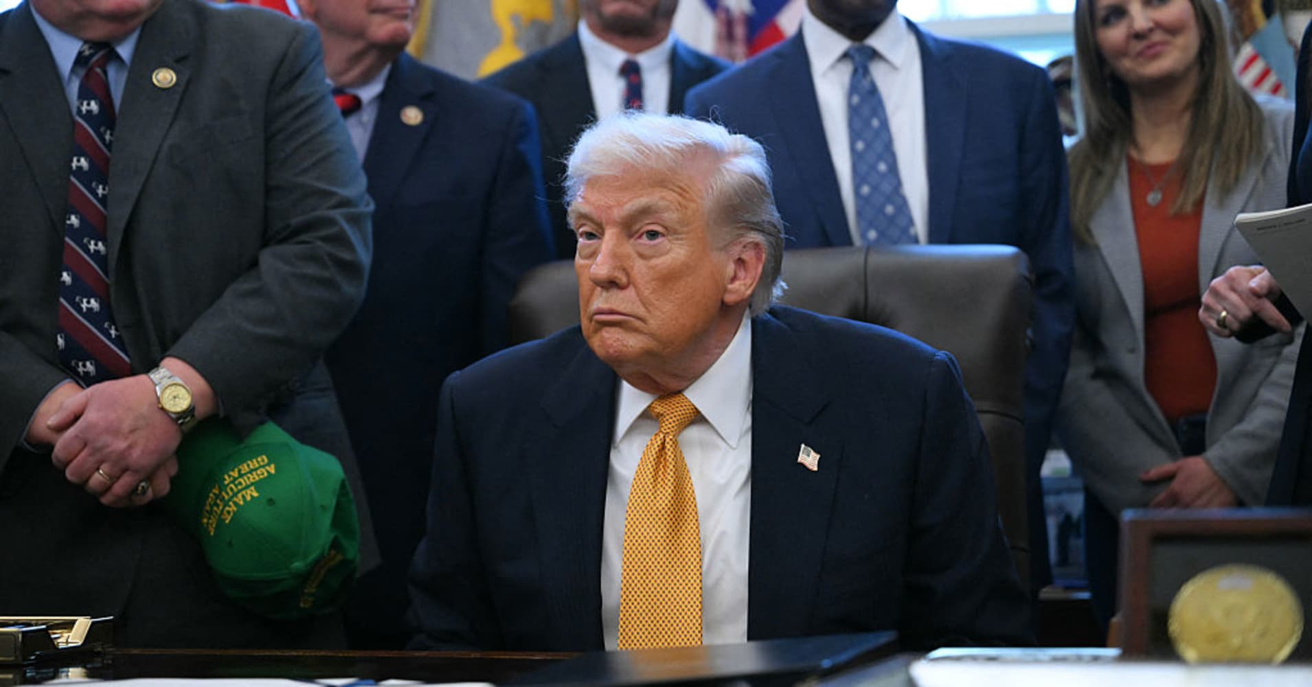 Oil falls more than 1% after Trump signals he could hold off on attacking Iran<br><br>