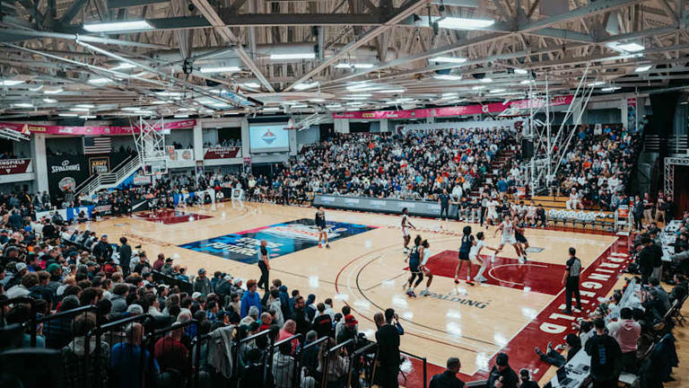 California's top basketball teams will play on national TV at Hoophall ...